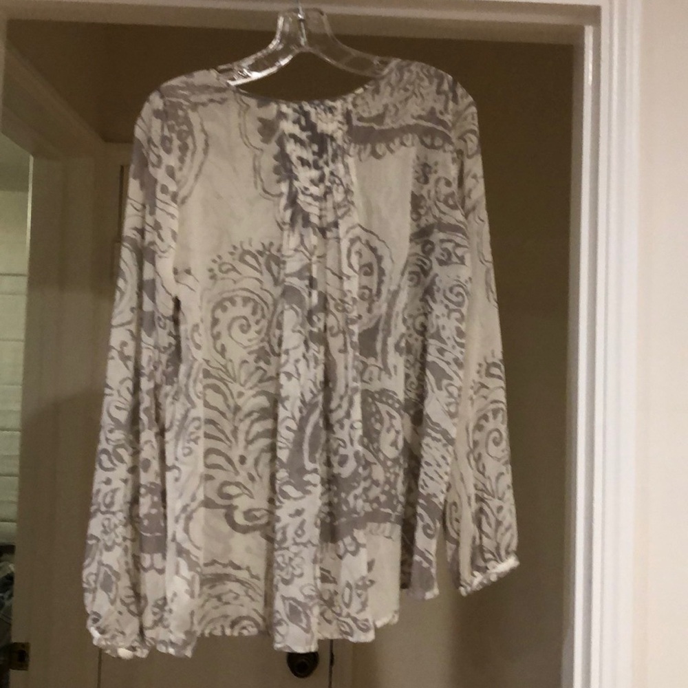 Cabi Pleated Peasant Blouse Size S - image 5